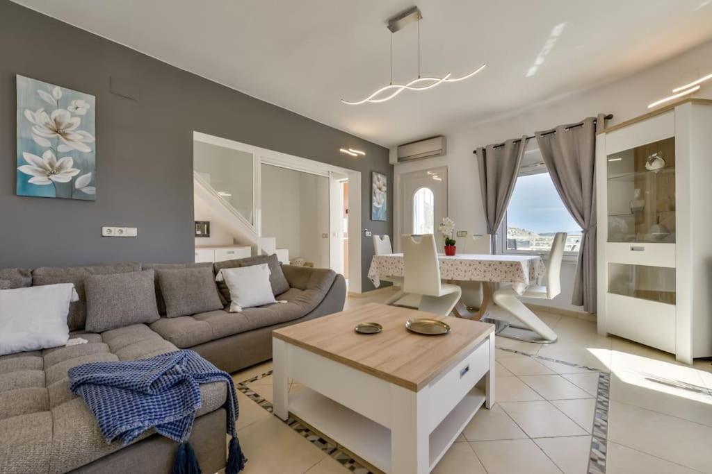 Villas Guzman - Tango Calpe Exterior photo